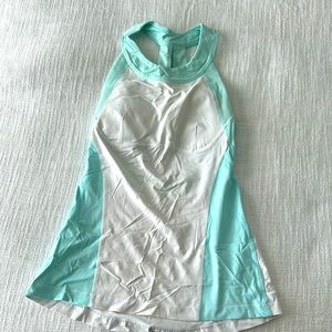 Lululemon athletic tank with built in bra